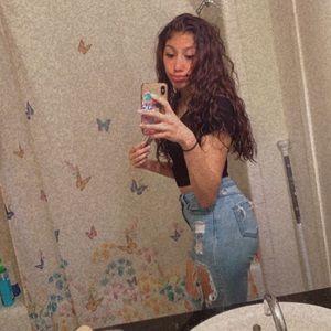 Meet your Posher, Frances